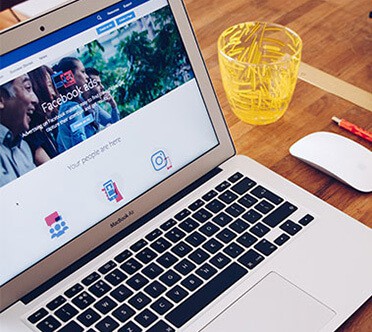 social-media Facebook Ads